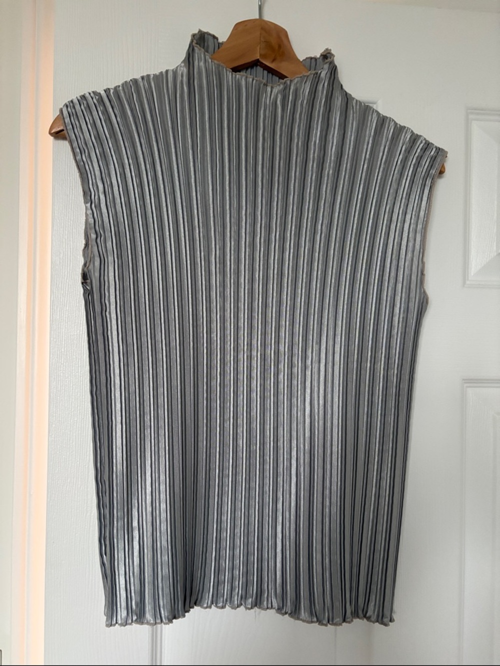 Vintage plissé top - size M
